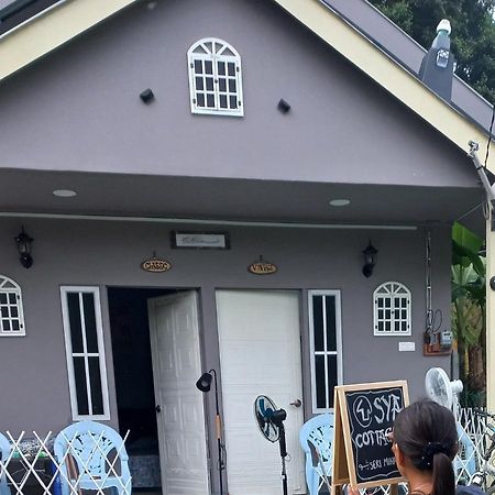Sya Cottage Kuala Pilah Buitenkant foto
